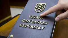 Ako sa naša ústava menila počas desiatok rokov? Prehľad najdôležitejších zmien